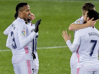 Hráči Realu Madrid oslavujú gól