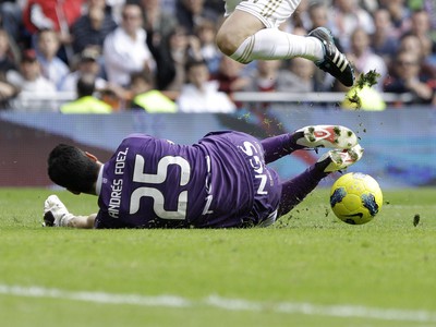 Jose Callejon a Andres Fernandez