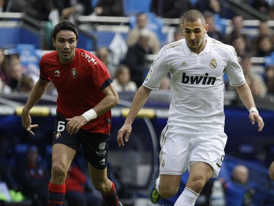Karim Benzema a Javad Nekounam