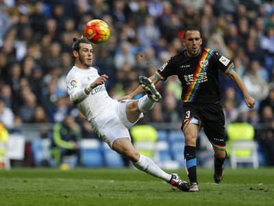 Gareth Bale a Nacho Martínez