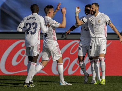Hráči Realu oslavujú gól