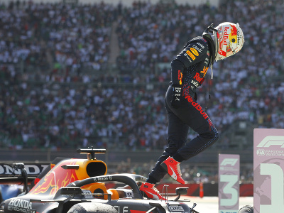 Max Verstappen sa stal víťazom Veľkej ceny Mexika
