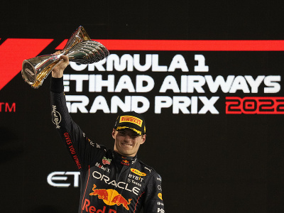 Max Verstappen spečatil druhý majstrovský titul kariéry