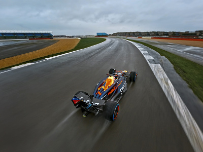Max Verstappen vs. najrýchlejší dron - ďalšia unikátna akcia od Red Bullu