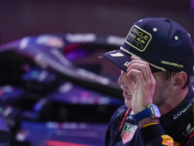 Holanďan Max Verstappen z tímu Red Bull sa stal tretíkrát za sebou majstrom sveta v F1.