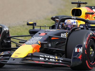 Max Verstappen počas kvalifikácie na Veľkú cenu Japonska F1