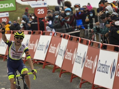 Estónec Rein Taaramäe z tímu Intermarché - Wanty-Gobert Matériaux sa teší po triumfe v 3. etape 76. ročníka cyklistických pretekov Vuelta a Espaňa