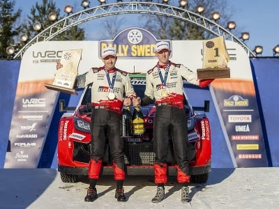 Elfyn Evans a Scott