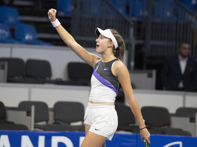 Na snímke Renáta Jamrichová po víťazstve nad Annou Karolínou Schmiedlovou (6:4,6:4) vo štvrťfinálovom stretnutí na ženskom ITF turnaji J&T Banka Slovak Open