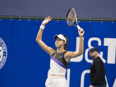 Na snímke Renáta Jamrichová po víťazstve nad Annou Karolínou Schmiedlovou (6:4,6:4) vo štvrťfinálovom stretnutí na ženskom ITF turnaji J&T Banka Slovak Open