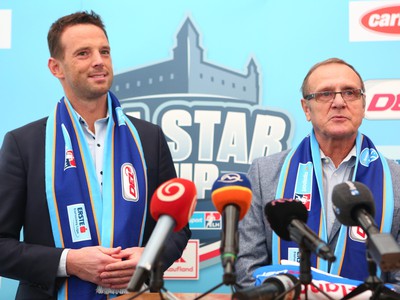 Richard Lintner a Ján Filc, ktorý bude trénerom výberu slovenskej hokejovej Tipsport ligy na februárovej exhibícii All Star Cup 2018