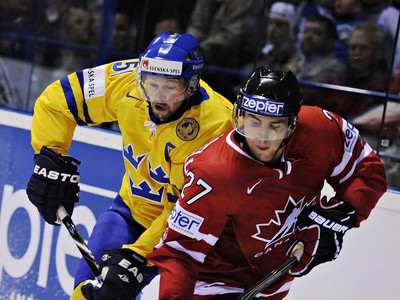 Rickard Wallin zo Švédska a Alex Pietrangelo z Kanady