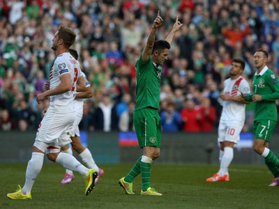 Robbie Keane oslavuje gól Írska proti Gibraltaru