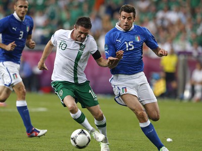 Robbie Keane a Andrea Barzagli