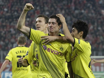 Robert Lewandowski oslavuje gól
