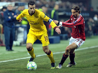 Van Persie a Antonini