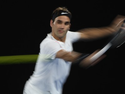 Roger Federer mieri do finále Australian Open