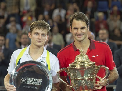 David Goffin a Roger Federer so svojimi trofejami