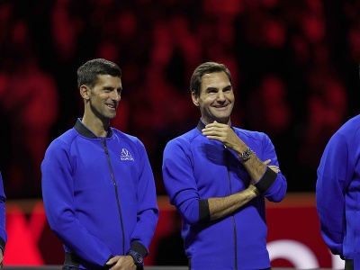 Novak Djokovič a Roger Federer