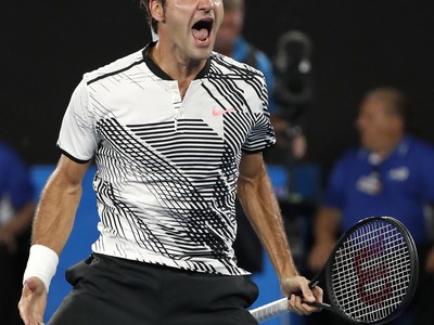 Roger Federer a jeho víťazné gesto