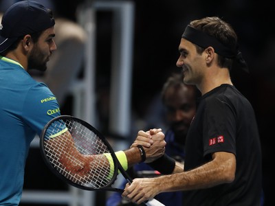 Matteo Berrettini a Roger Federer