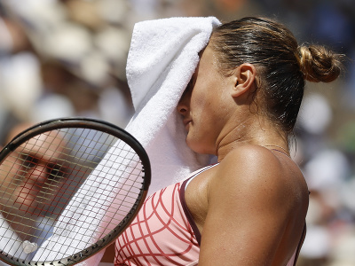 Unavená Aryna Sabalenková počas semifinále Roland Garros