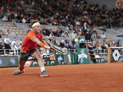 Casper Ruud postúpildo 2. kola dvojhry na turnaji Roland Garros