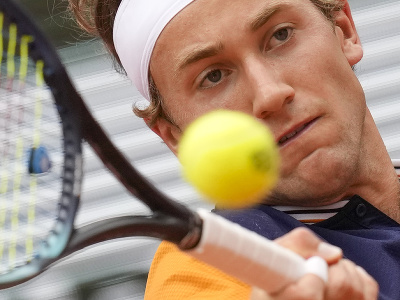 Nórsky tenista Casper Ruud vo finále  mužskej dvojhry na gradslamovom turnaji Roland Garros