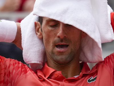 Srbský tenista Novak Djokovič vo finále  mužskej dvojhry na gradslamovom turnaji Roland Garros