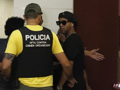 Ronaldinho skončil v rukách paraguajskej polície