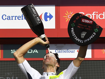 Portugalský cyklista Rui Costa zvíťazil v nedeľnej 15. etape 78. ročníka Vuelty. 