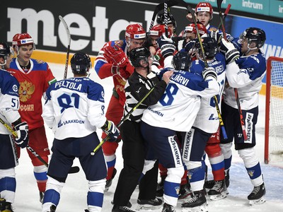 Momentka zo zápasu Rusko - Fínsko