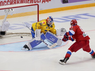 Nikita Gusev v drese národného mužstva Ruska