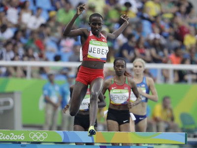 Ruth Jebetová získala zlatu v pretekoch na 3000 m cez prekážky