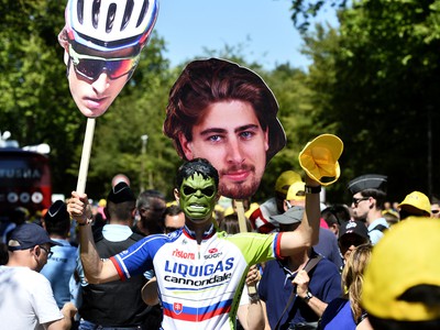 Slovenskí fanúšikovia sa na Tour de France starali o skvelú atmosféru, do ktorej vtiahli aj domácich