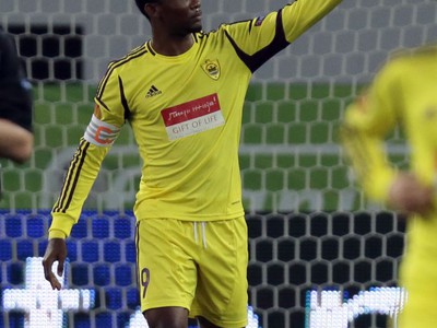 Samuel Eto'o sa teší z gólu