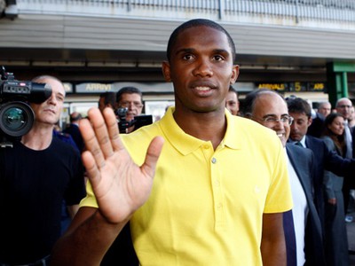 Samuel Eto\'o na milánskom