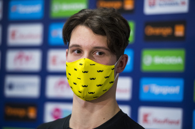 Na snímke hokejista Samuel Kňažko