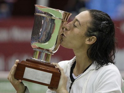 Schiavoneová s trofejou
