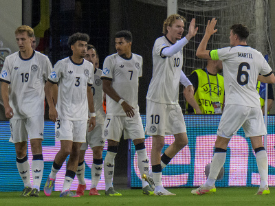 Nemeckí futbalisti sa tešia