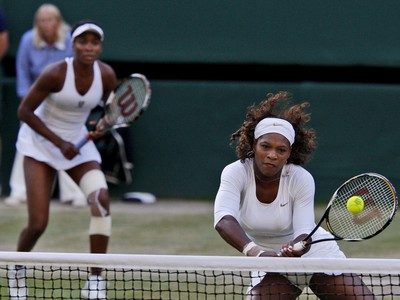 Serena, Venus Williams, 23.
