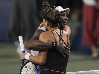 Serena Williamsová a Belinda Benčičová