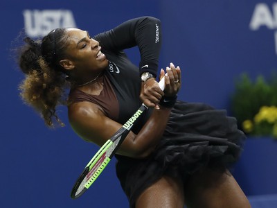 Serena pri jednom z podaní