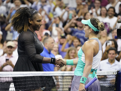 Serena Williamsová a Danka Koviničová