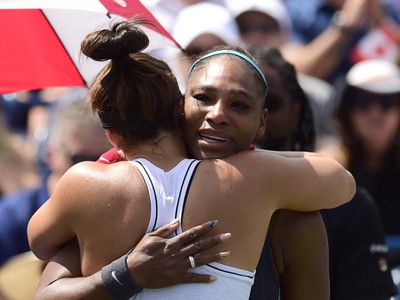 Bianca Andreescuová a Serena Williamsová