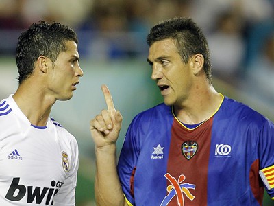 Cristiano Ronaldo sa dohaduje
