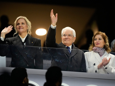 Sergio Mattarella v strede