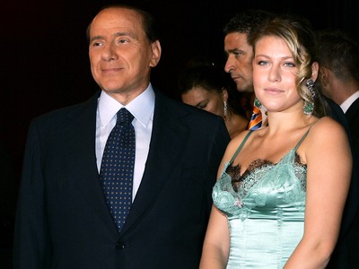 Barbara Berlusconiová pôsobí ako nežná blondínka, na Miláno však dohliada tvrdou rukou.