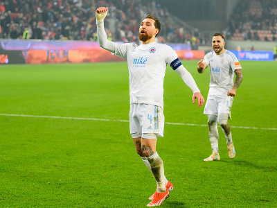 Tešiaci sa Guram Kashia