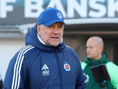Na snímke hlavný tréner ŠK Slovan Bratislava Vladimír Weiss starší 